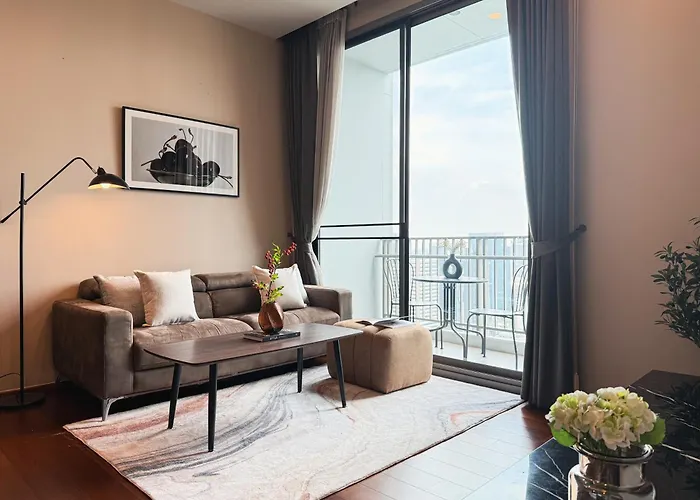 Near Bts - High Floor - Pool And Gym - Sontana Apartamento *