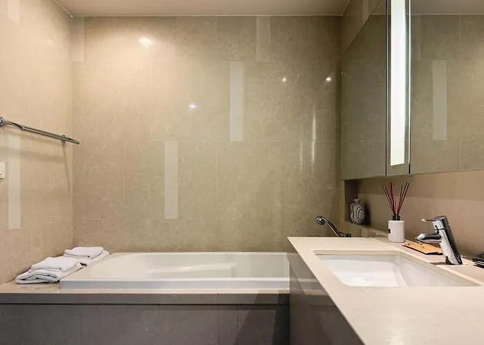 Apartamento Near Bts - High Floor - Pool And Gym - Sontana