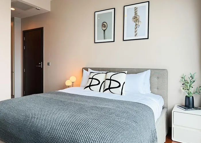 Near Bts - High Floor - Pool And Gym - Sontana Apartamento Banguecoque