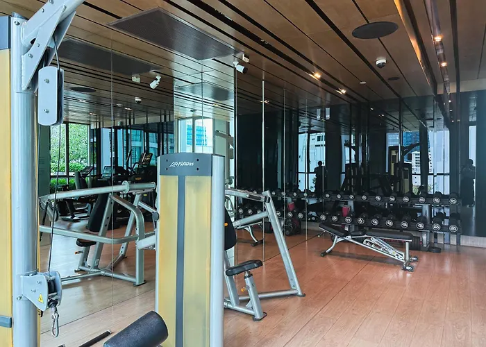Apartamento Near Bts - High Floor - Pool And Gym - Sontana *