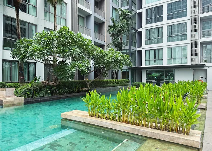Near Bts - High Floor - Pool And Gym - Sontana Apartamento *