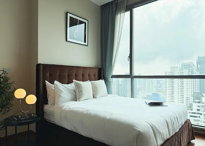 Near Bts - High Floor - Pool And Gym - Sontana