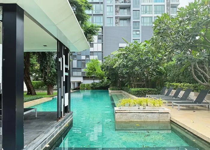 Near Bts - High Floor - Pool And Gym - Sontana *
