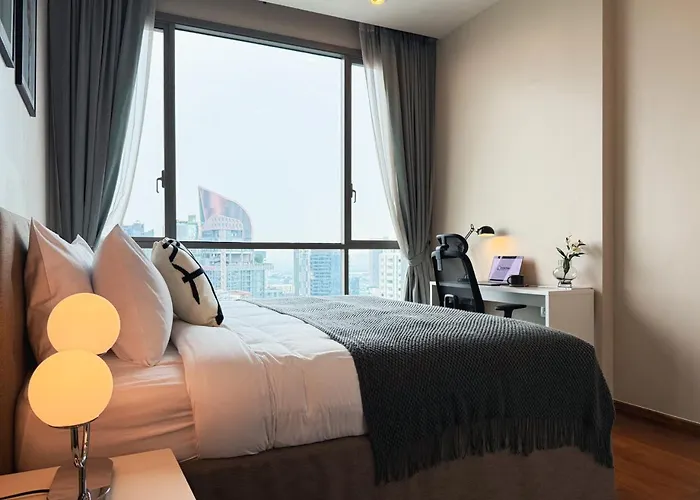 Near Bts - High Floor - Pool And Gym - Sontana Bangkok
